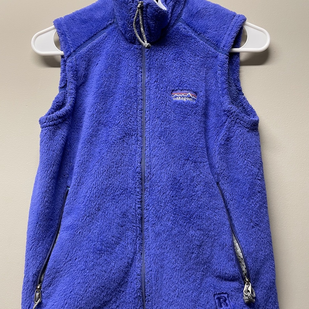 Patagonia women’s r2 vest